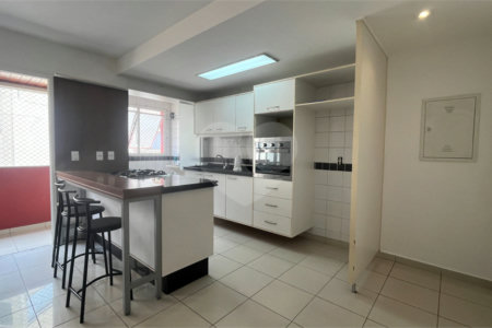Cobertura à venda com 3 quartos, sendo 2 suítes,  em Vila Ipojuca, São Paulo, SP