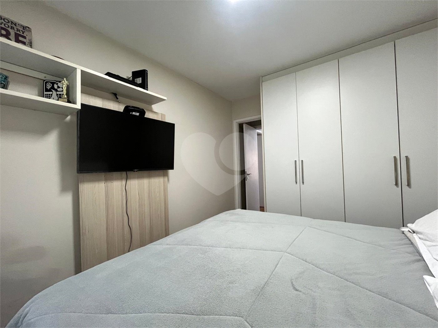 Casa à venda com 3 suítes no condomínio Domus, São Paulo - SP