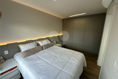 Apartamento à venda com 3 suítes em Vila Romana, São Paulo, SP