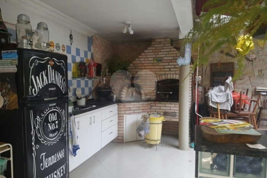 Sobrado à venda com 4 quartos, sendo 2 suítes, em Santana, São Paulo, SP