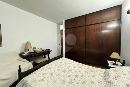 Casa à venda com 3 quartos, sendo 1 suíte, em Jardim Marajoara, São Paulo, SP