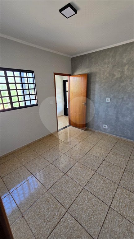 Casa à venda com 4 quartos, sendo 2 suítes, em Planalto Verde, Ribeirão Preto, SP