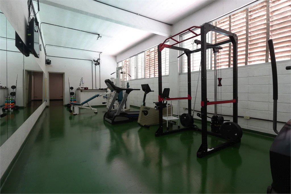 Apartamento à venda com 4 quartos, sendo 2 suítes,  em Jardim Parque Morumbi, São Paulo, SP