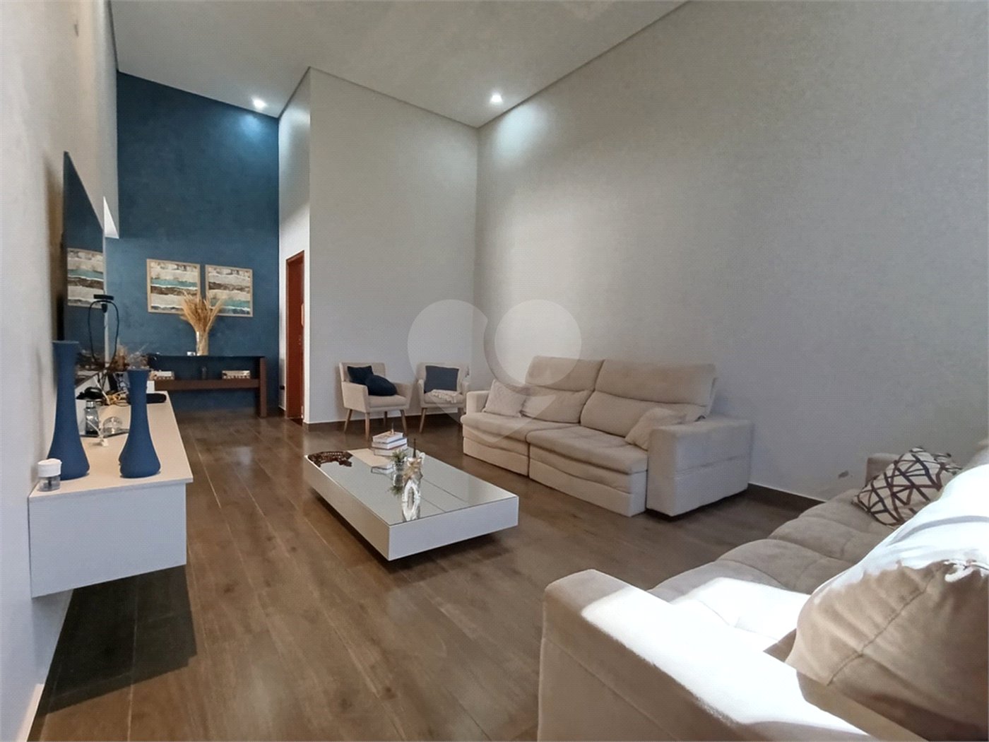 Casa à venda com 4 quartos, sendo 2 suítes, no condomínio Jardim Reserva Bom Viver de Indaiatuba, Indaiatuba - SP