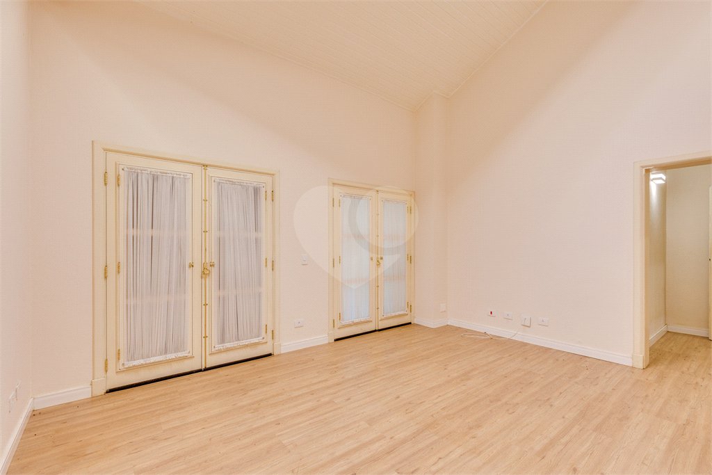 Casa à venda com 4 suítes no condomínio Chácara Flora, São Paulo - SP