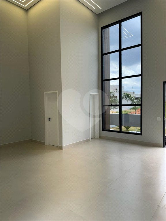 Casa à venda com 3 suítes no condomínio Jardim Residencial Dona Maria Candida, Indaiatuba - SP
