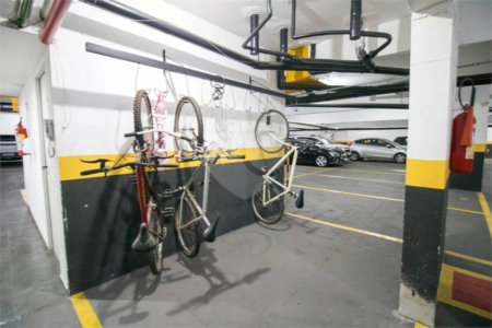 Apartamento à venda com 2 quartos, sendo 1 suíte, em Campo Belo, São Paulo, SP