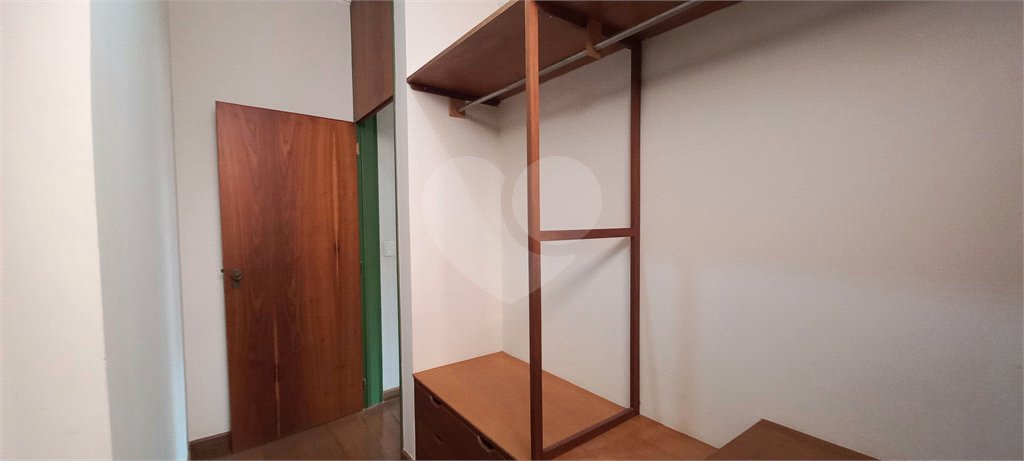 Casa à venda com 4 quartos, sendo 2 suítes, em Jardim Sumaré, Ribeirão Preto, SP