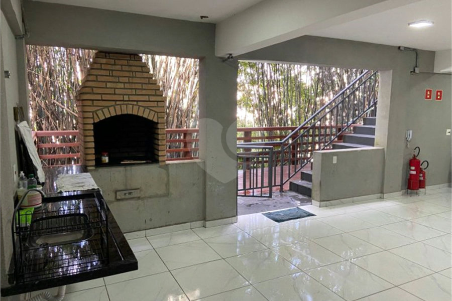 Casa à venda ou para alugar com 2 quartos no condomínio Esmeraldino, São Paulo - SP