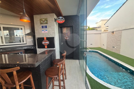 Casa à venda com 3 suítes no condomínio Residencial Chácara Ondina, Sorocaba - SP