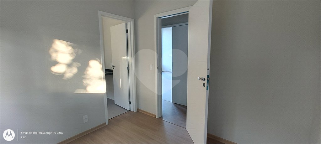 Casa à venda com 3 suítes no condomínio Reserva Ybyra, Atibaia - SP