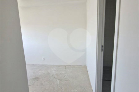 Apartamento à venda com 2 quartos, sendo 1 suíte, em Vila Moletta, Valinhos, SP