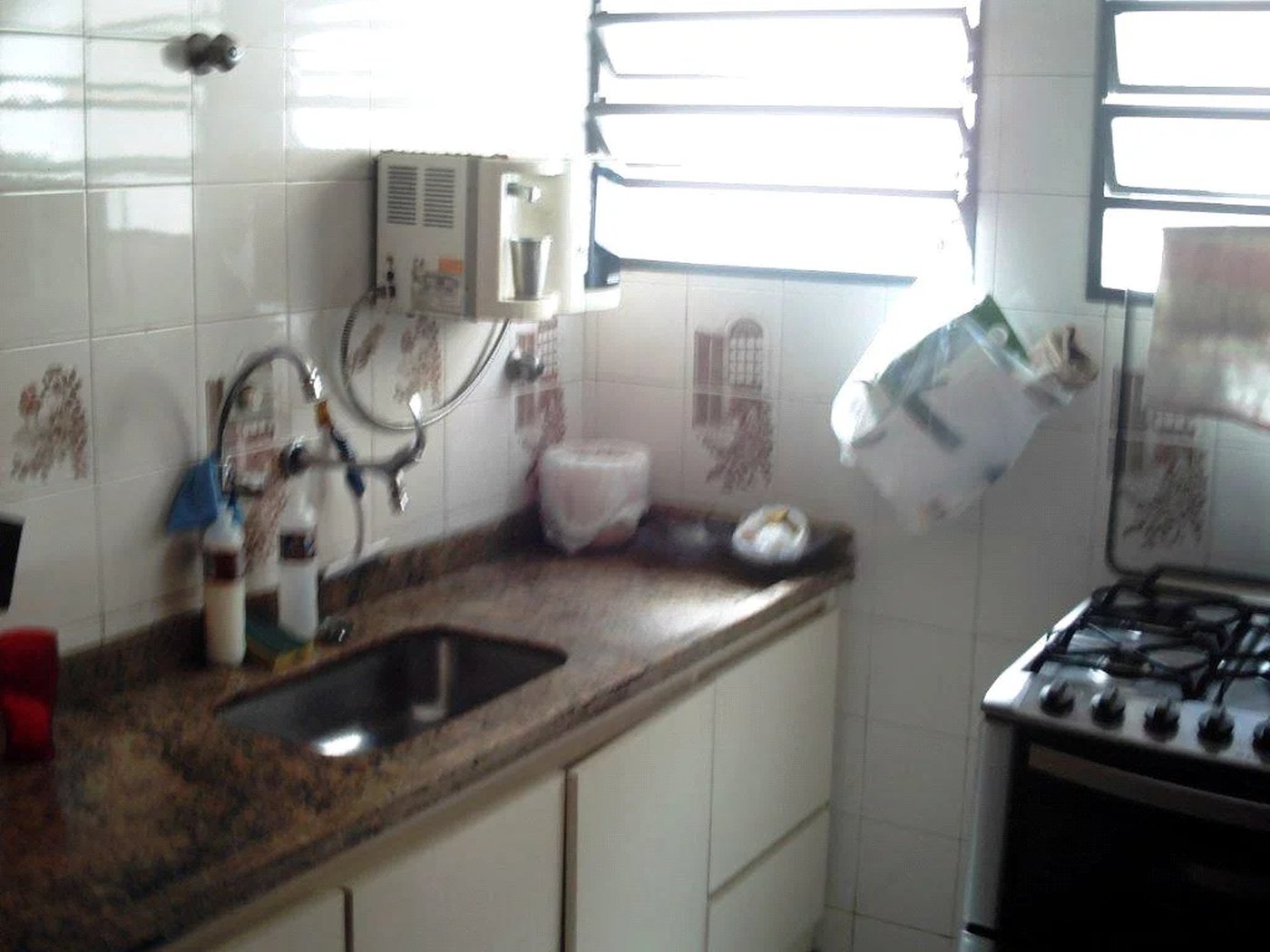 Casa à venda com 4 quartos, sendo 2 suítes, em Jardim Pinheiros, São Paulo, SP