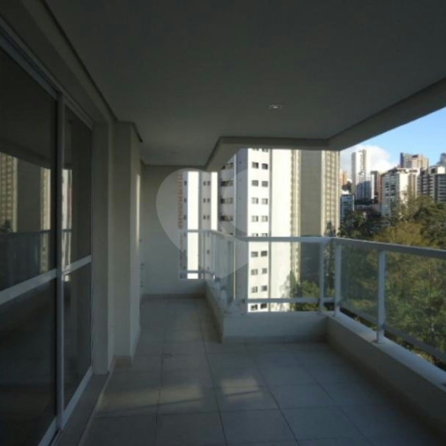 Apartamento à venda com 3 quartos, sendo 1 suíte, em Vila Suzana, São Paulo, SP