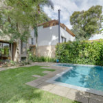 Casa à venda com 4 suítes no condomínio Vila Flora, São Paulo - SP