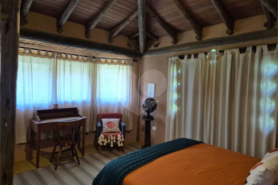 Casa à venda com 2 quartos, sendo 1 suíte, no condomínio Sausalito, Mairiporã - SP