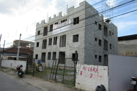 Casa à venda com 2 quartos no condomínio Edifício Cristo Rei, Arujá - SP