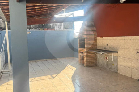 Sobrado à venda com 5 quartos em Bela Vista, Osasco, SP