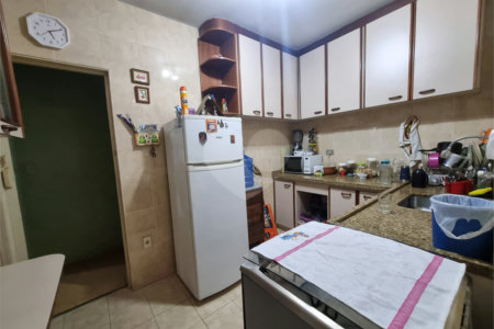 Casa à venda com 4 quartos, sendo 1 suíte,  em Jardim Guarujá, Sorocaba, SP