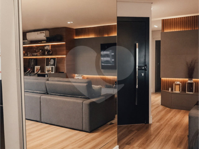 Apartamento à venda com 3 suítes em Santana, São Paulo, SP