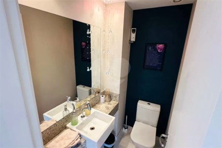 Apartamento à venda com 3 suítes em Vila Mariana, São Paulo, SP