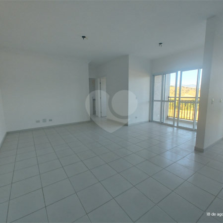 Apartamento para alugar com 3 quartos, sendo 1 suíte,  em Jardim das Palmeiras, Atibaia, SP