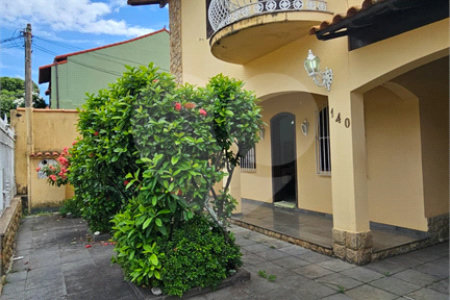Casa à venda com 3 suítes em Campo Grande, Rio de Janeiro, RJ