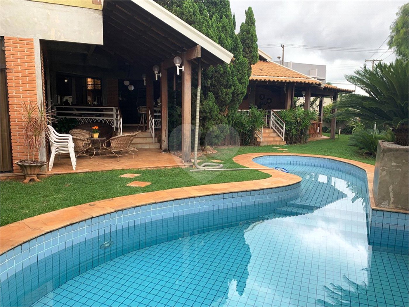 Sobrado à venda com 3 suítes em Vila Velosa, Araraquara, SP