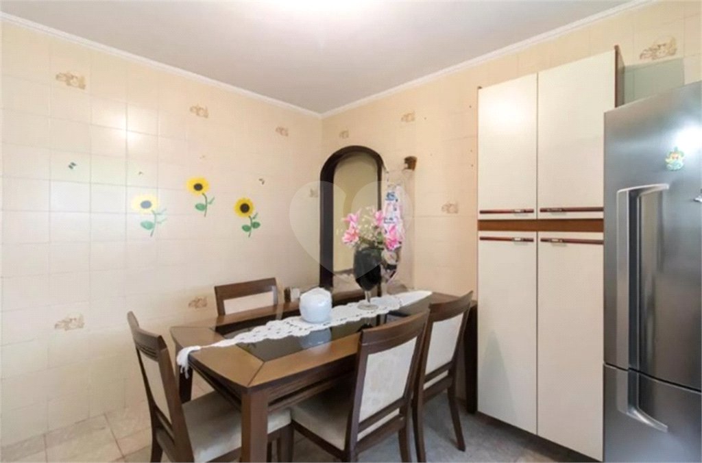 Casa à venda com 3 quartos, sendo 2 suítes,  em Jardim Santa Mena, Guarulhos, SP