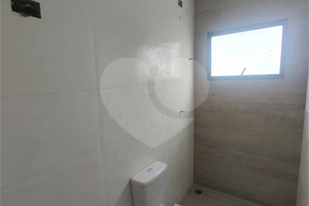 Casa à venda com 2 quartos, sendo 1 suíte, em Jardim Santo Antônio, Atibaia, SP