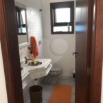 Sobrado à venda com 5 quartos, sendo 3 suítes, em Barra do Una, São Sebastião, SP