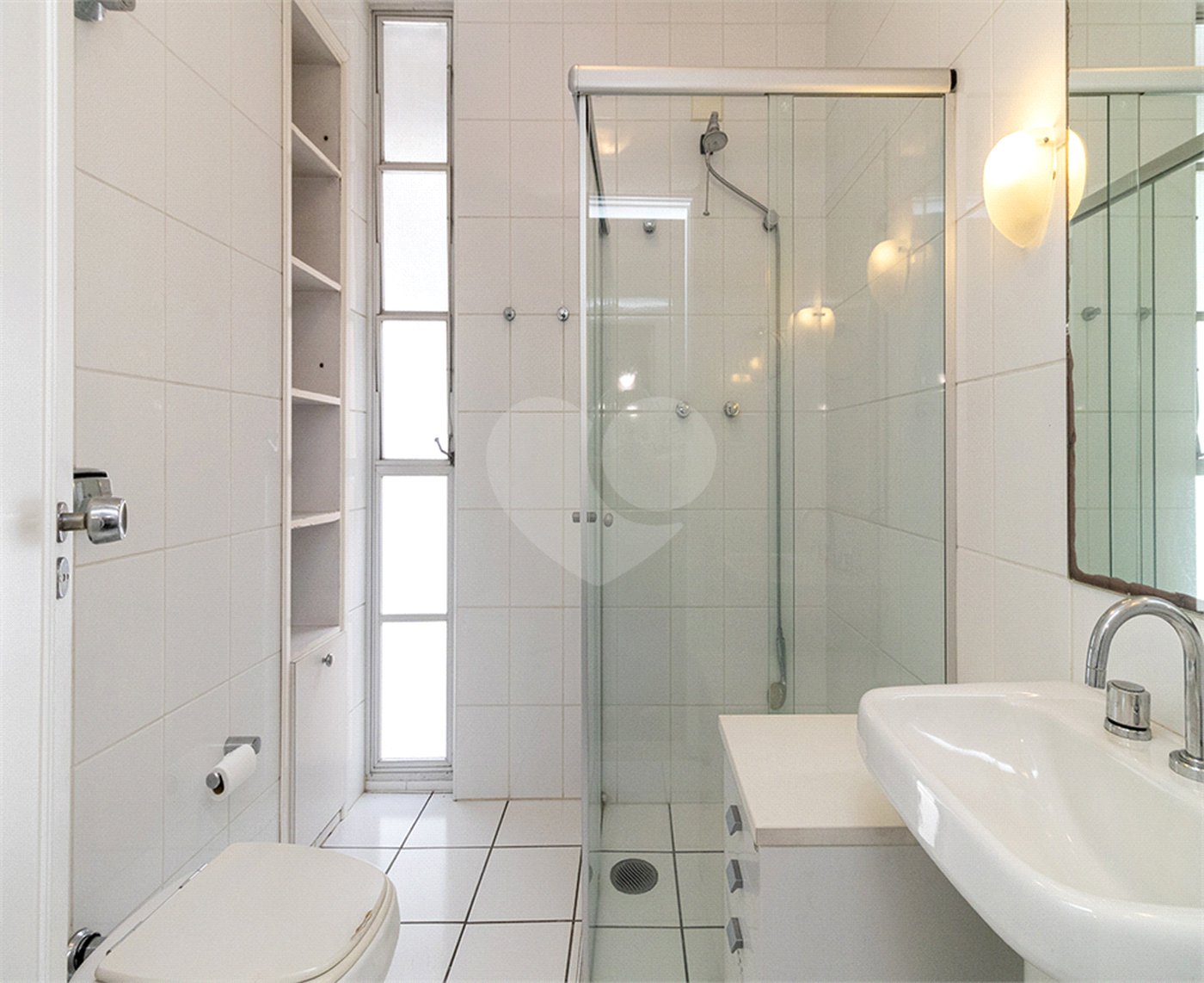Casa à venda com 3 quartos, sendo 2 suítes, em Alto de Pinheiros, São Paulo, SP