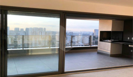 Apartamento à venda com 3 suítes em Brooklin, São Paulo, SP