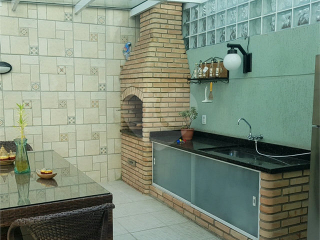 Sobrado à venda com 3 quartos, sendo 2 suítes,  em Santana, São Paulo, SP