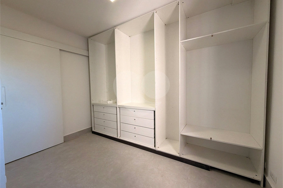 Apartamento à venda com 3 quartos, sendo 1 suíte,  em Tremembé, São Paulo, SP