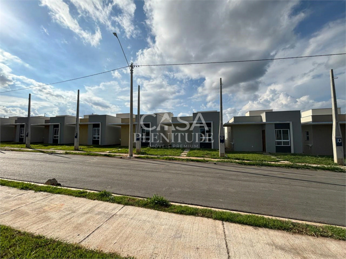 Casa em condomínio à venda com 2 quartos em Aparecidinha, Sorocaba, SP