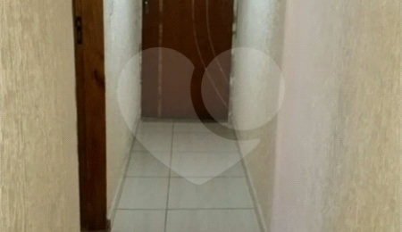 Sobrado à venda com 3 suítes em Barreiro, Mairiporã, SP