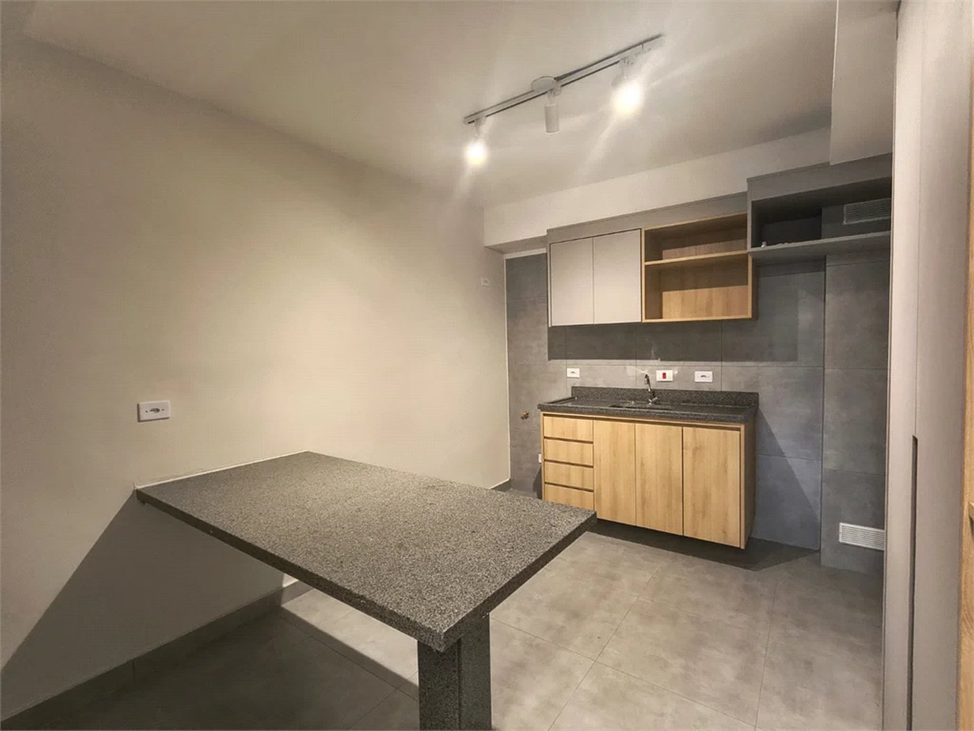 Apartamento à venda com 1 quarto em Rio Pequeno, São Paulo, SP