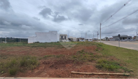 Terreno à venda no condomínio Tivolli, Itapetininga - SP