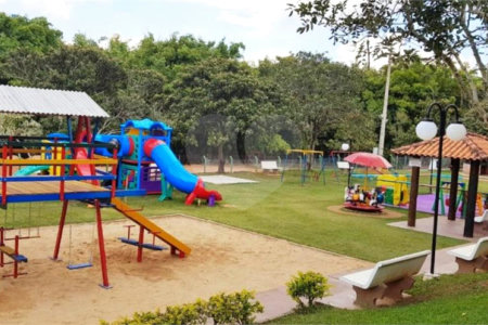 Casa à venda com 2 quartos, sendo 1 suíte, no condomínio Vinhas da Vista Alegre - Lado Sede, Vinhedo - SP
