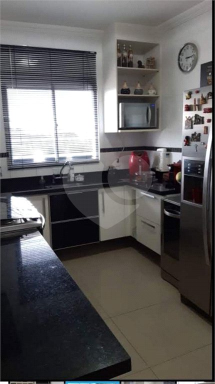 Casa à venda com 3 quartos, sendo 1 suíte, no condomínio Algarve Residencial, São Paulo - SP