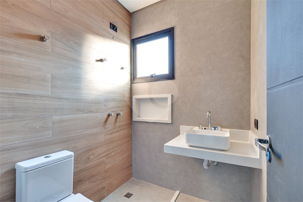 Casa à venda com 4 suítes no condomínio Reserva Robélia, São Paulo - SP