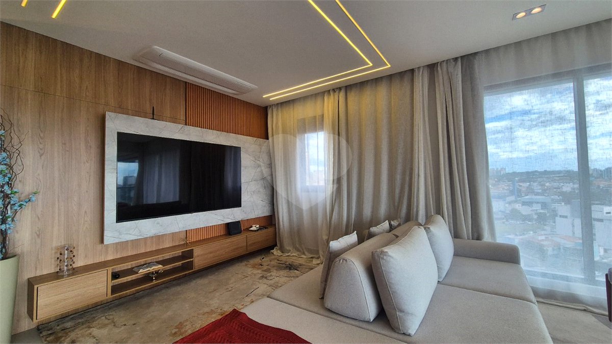 Apartamento à venda com 3 suítes em Jardim Faculdade, Sorocaba, SP