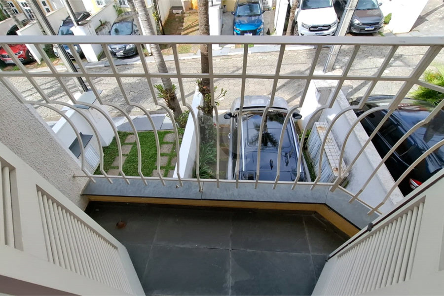 Casa à venda com 2 suítes no condomínio Village Palmas, São Paulo - SP