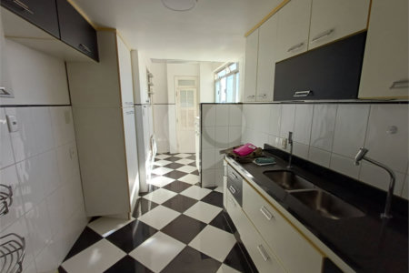 Apartamento à venda com 4 quartos, sendo 1 suíte, em Tijuca, Rio de Janeiro, RJ
