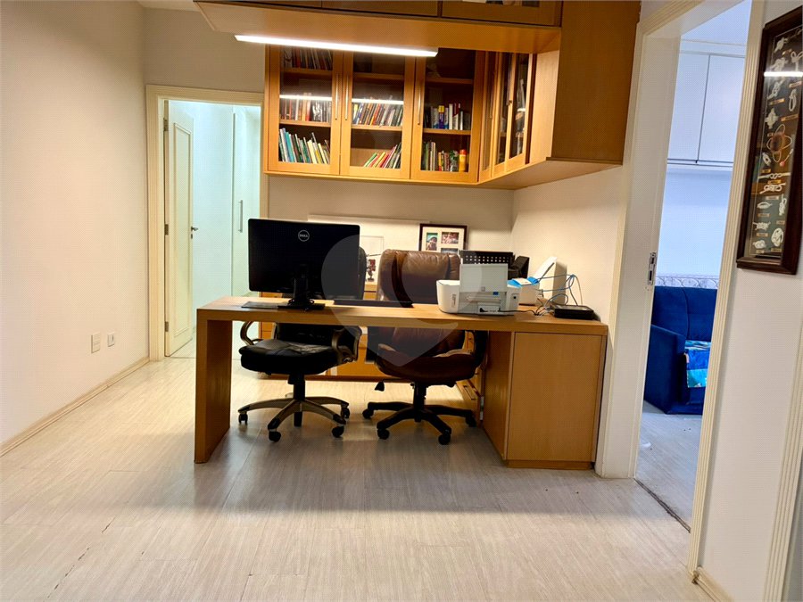 Apartamento à venda com 4 suítes em Jardim Marajoara, São Paulo, SP
