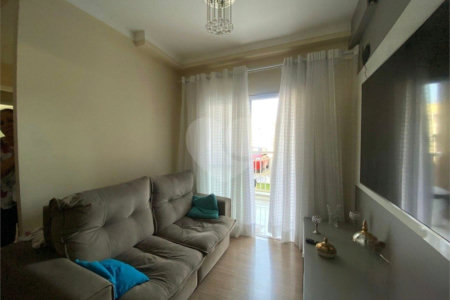 Apartamento à venda com 2 quartos, sendo 1 suíte,  em Aparecidinha, Sorocaba, SP