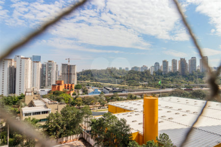 Apartamento à venda com 3 suítes em Granja Julieta, São Paulo, SP