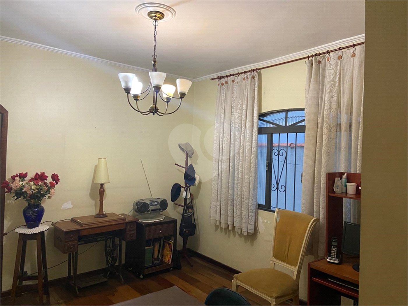 Sobrado à venda com 3 quartos, sendo 1 suíte,  em Horto Florestal, São Paulo, SP