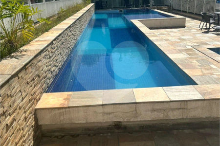 Apartamento à venda com 2 quartos em Taboão, Diadema, SP